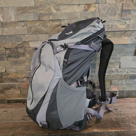 Gregory Z30 Lightweight Hiking Camping Backpack Grey Great Condition! - Picture 2 of 12